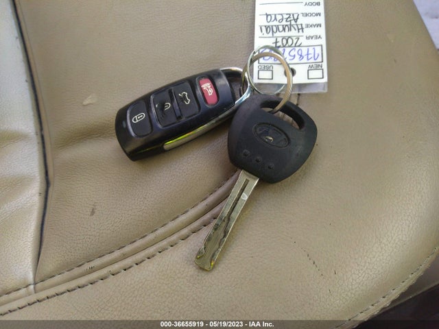 2007 HYUNDAI AZERA SE/LIMITED VIN: KMHFC46FX7A190393