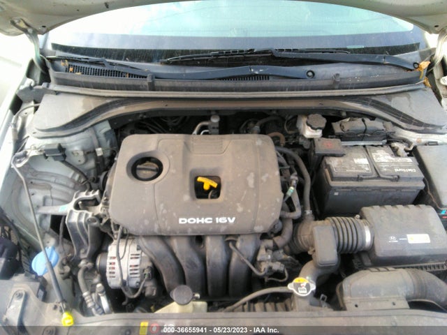 Hyundai ELANTRA SE 2017 5NPD74LFXHH139930 Image 10