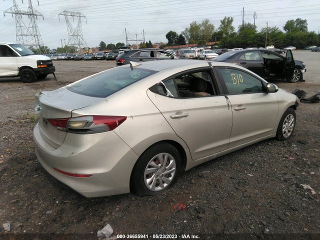 Hyundai ELANTRA SE 2017 5NPD74LFXHH139930 Image 4