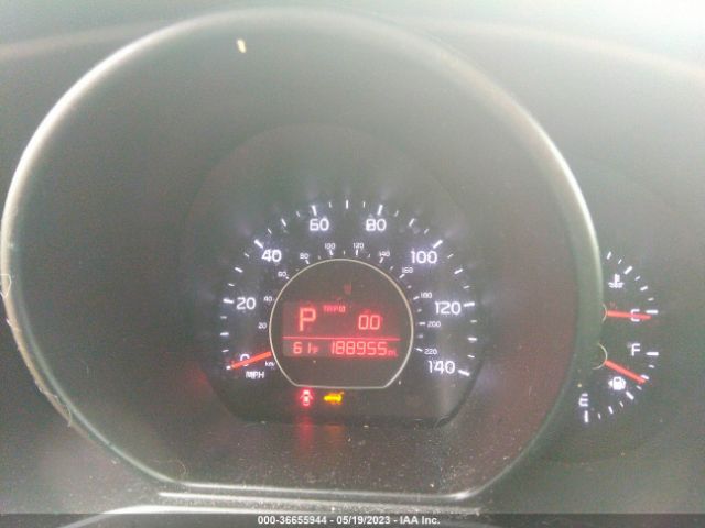 KNDJN2A26F7133413 KIA Soul Base
