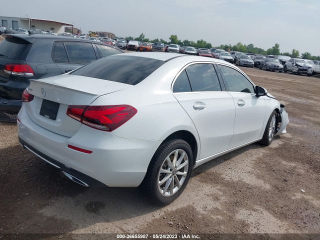 WDD3G4EB1LW037527 Mercedes-Benz A-class A 220
