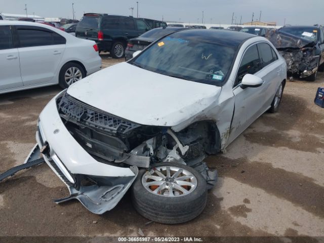 WDD3G4EB1LW037527 Mercedes-Benz A-class A 220