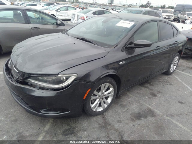Chrysler 200 S 2016 1C3CCCBB3GN173064 Image 2