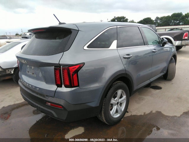 KIA SORENTO LX 2022 5XYRG4LC8NG103801 Image 5