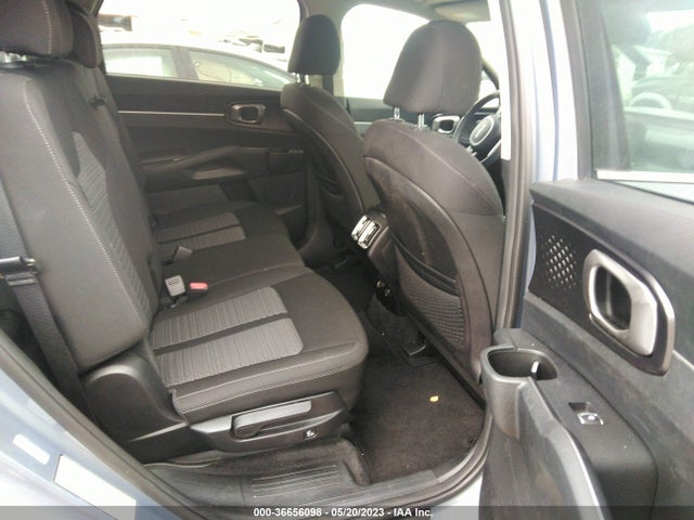 KIA SORENTO LX 2022 5XYRG4LC8NG103801 Image 9