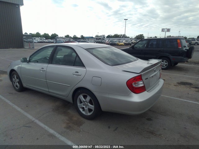 2004 TOYOTA CAMRY SE VIN: 4T1BA32K44U006142