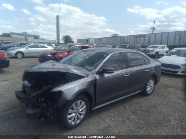 1VWAT7A30EC112698 Volkswagen Passat Wolfsburg Ed