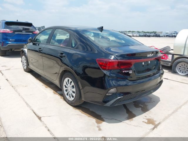 3KPF24AD7PE579082 KIA FORTE LX