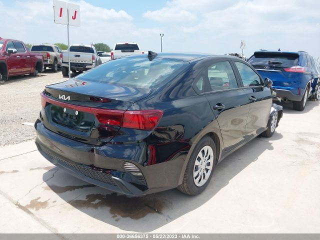 3KPF24AD7PE579082 KIA FORTE LX