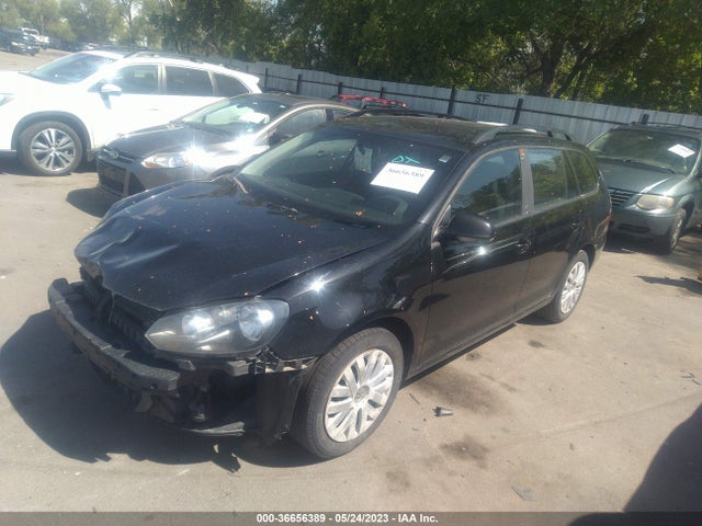 3VWPP7AJ1EM607598 Volkswagen Jetta Sportwagen S