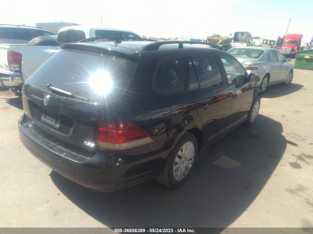 3VWPP7AJ1EM607598 Volkswagen Jetta Sportwagen S
