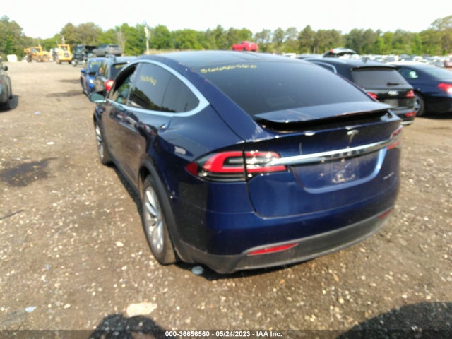 2019 Tesla Model X, VIN: 5YJXCAE27KF197095