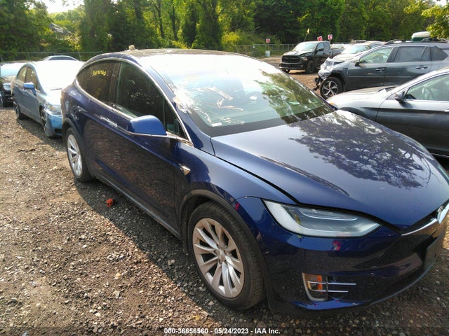 2019 Tesla Model X, VIN: 5YJXCAE27KF197095