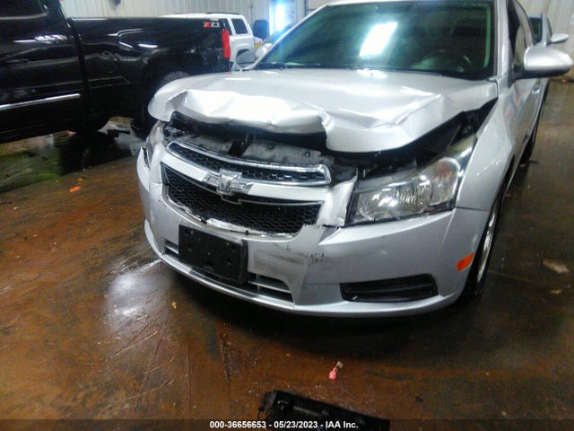 Chevrolet Cruze 1lt 2014 1G1PC5SB8E7415933 Image 7