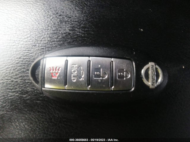 2014 NISSAN SENTRA SR VIN: 3N1AB7AP8EY309301