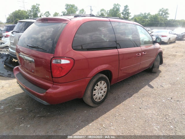 2005 CHRYSLER TOWN & COUNTRY LX VIN: 2C4GP44R35R116428