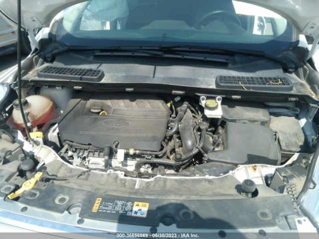 1FMCU0JDXHUD93203 Ford Escape Titanium