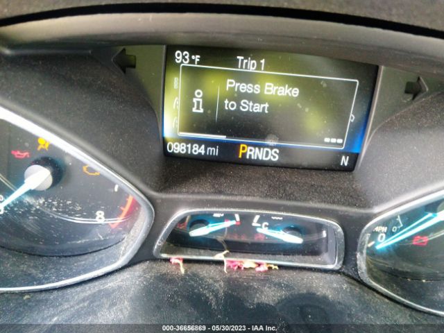 1FMCU0JDXHUD93203 Ford Escape Titanium