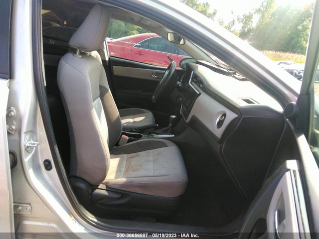 Toyota COROLLA LE 2018 2T1BURHE8JC990548 Image 5