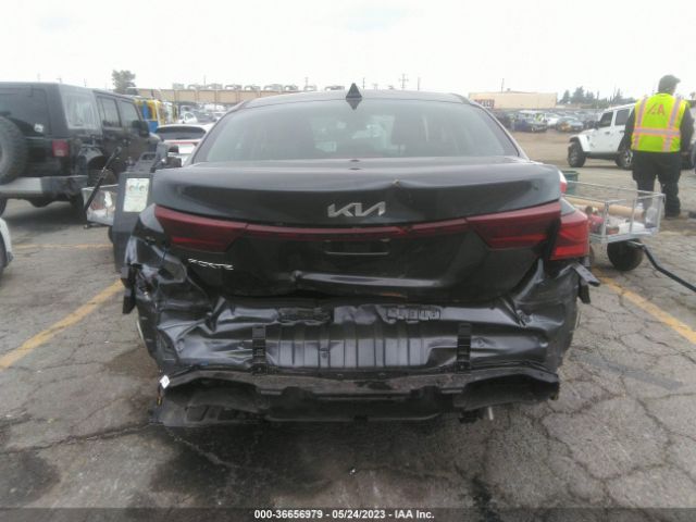 3KPF24ADXPE518745 KIA Forte Lxs