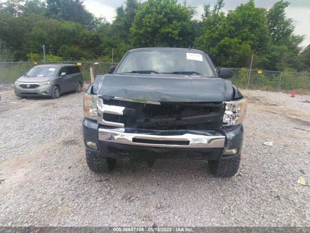 2011 CHEVROLET SILVERADO 1500 LT VIN: 3GCPKSE35BG190576