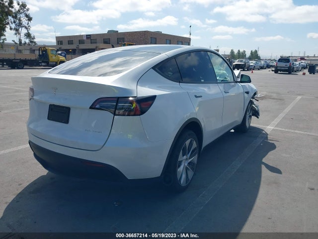 Tesla Model Y Long Range 2023 7SAYGDEE4PF741261 Image 8