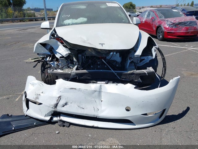 Tesla Model Y Long Range 2023 7SAYGDEE4PF741261 Image 10