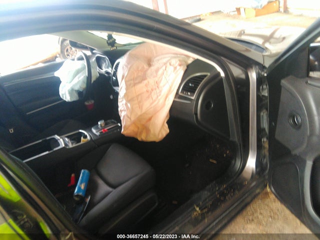 2C3CCAAG5JH250244 Chrysler 300 Touring