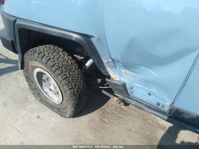 2014 Toyota FJ Cruiser, VIN: JTEBU4BF5EK206931