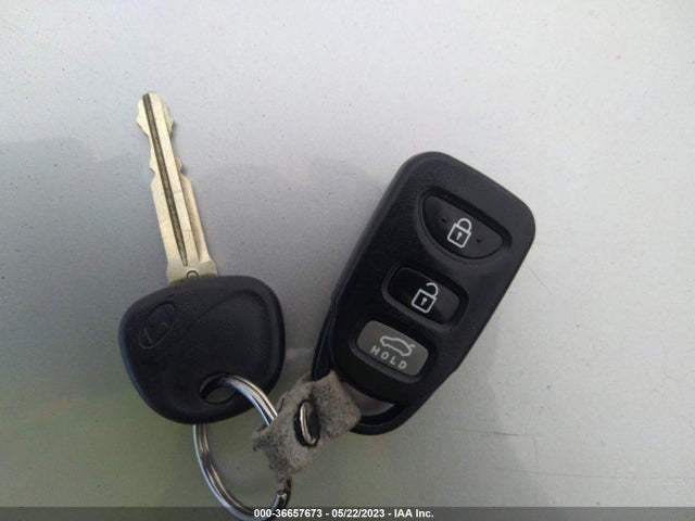 2015 HYUNDAI ELANTRA SE VIN: KMHDH4AE0FU223826