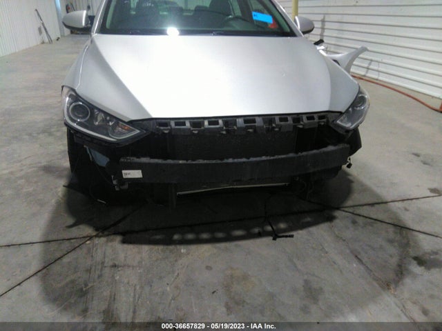 Hyundai Elantra Value Edition 2018 5NPD84LF6JH244015 Image 7