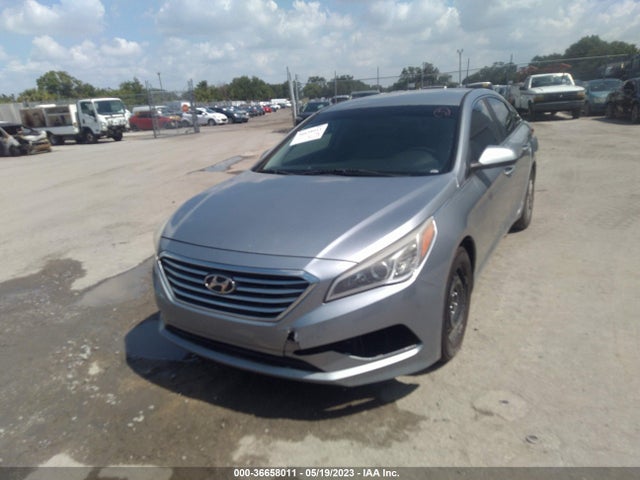 2015 HYUNDAI SONATA 2.4L SE VIN: 5NPE24AF7FH006268