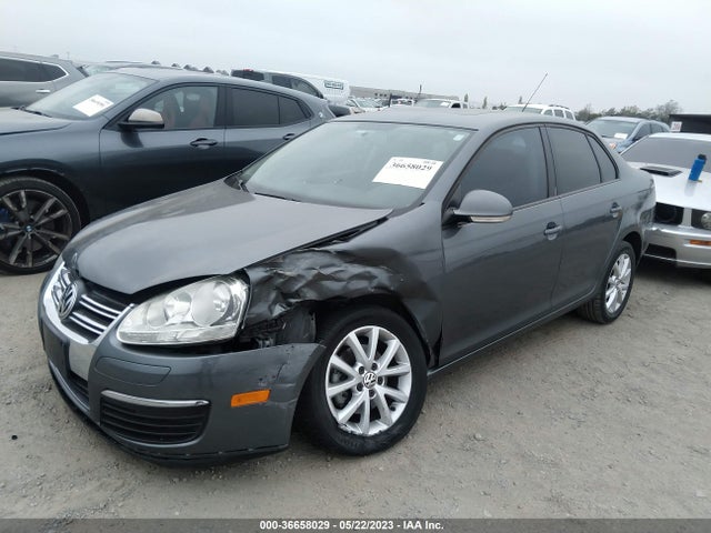 2010 VOLKSWAGEN JETTA SEDAN LIMITED VIN: 3VWRZ7AJ2AM074450
