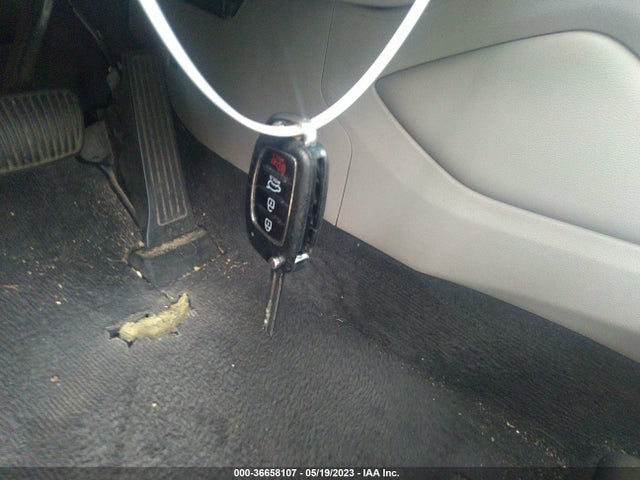 Hyundai TUCSON SEL 2018 KM8J33A49JU668268 Image 3