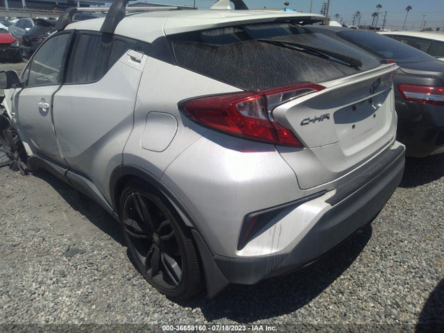 Toyota C-HR XLE 2018 JTNKHMBX4J1002876 Image 5