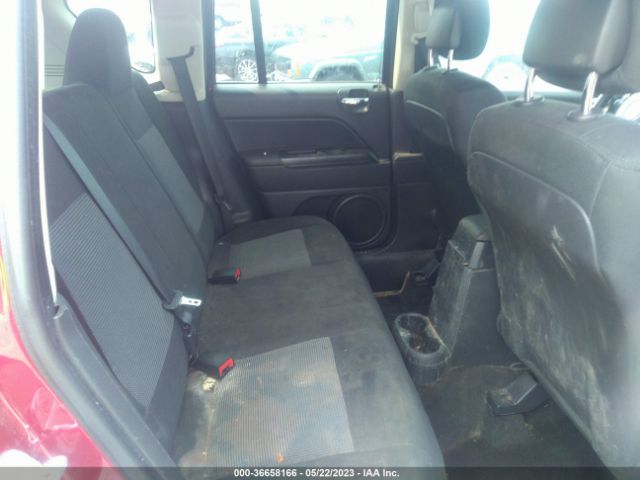 1C4NJDBB8ED569705 Jeep Compass Sport