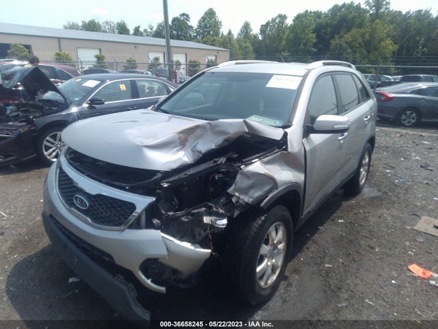 2013 KIA SORENTO LX VIN: 5XYKTDA2XDG419996