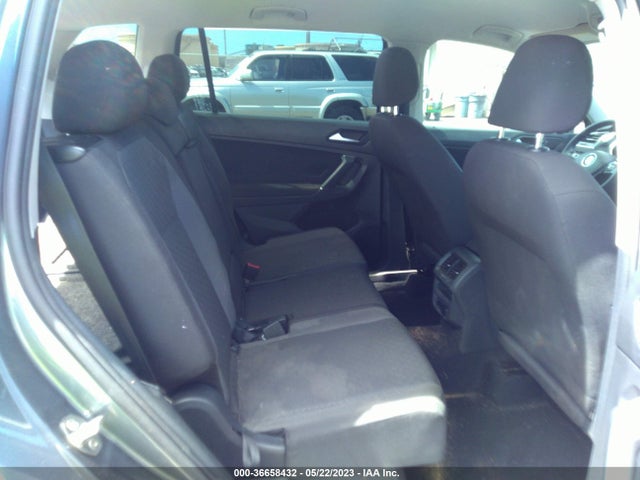 3VV1B7AX2LM138418 Volkswagen TIGUAN S
