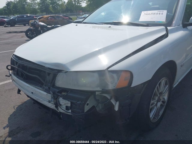 2006 VOLVO S60 2.5L TURBO VIN: YV1RH592562534815