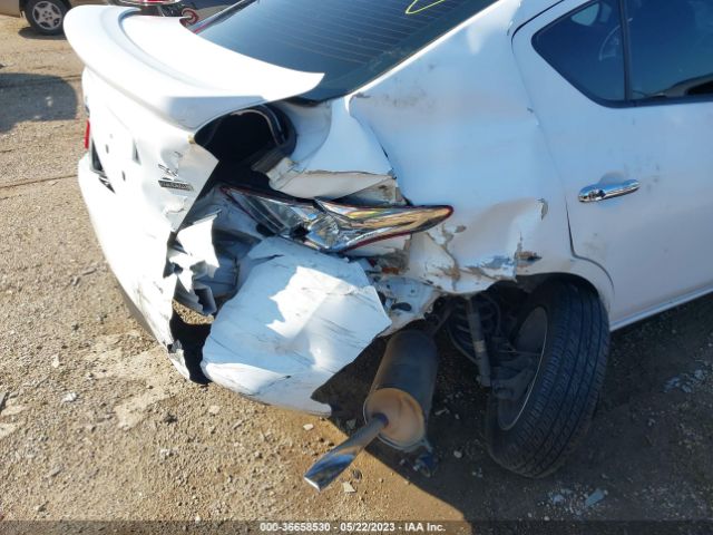 3N1CN7APXJL879016 Nissan Versa Sedan Sv