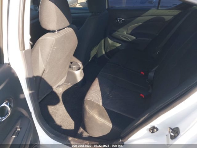 3N1CN7APXJL879016 Nissan Versa Sedan Sv
