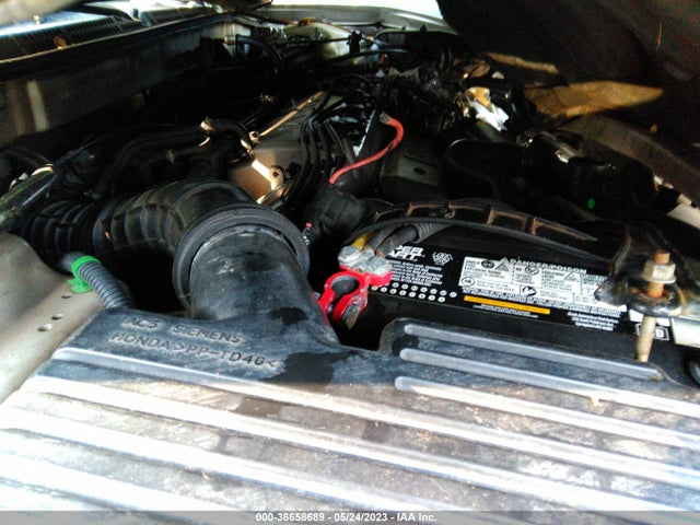 1999 HONDA ACCORD SDN LX VIN: 1HGCG5648XA097387