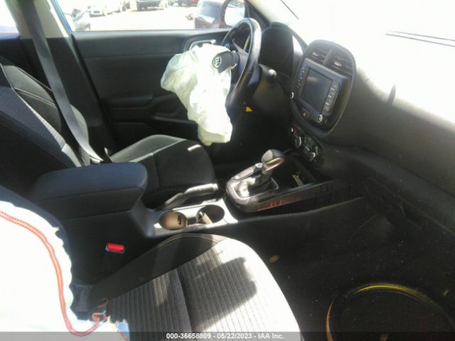 KNDJ63AU2L7086977 KIA Soul Gt-line