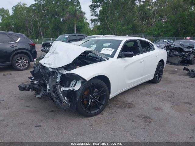 2C3CDXHG1JH313698 Dodge Charger Sxt Plus Rwd
