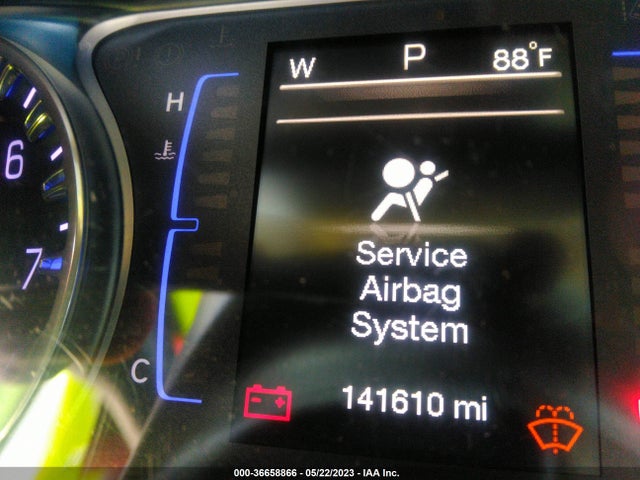 1C3CCCAB8GN102377 Chrysler 200 Limited