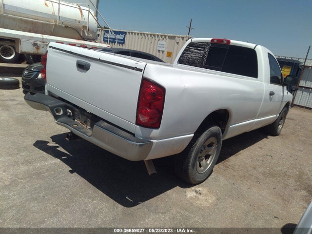 2008 DODGE RAM 1500 SLT VIN: 1D7HA16N18J185356