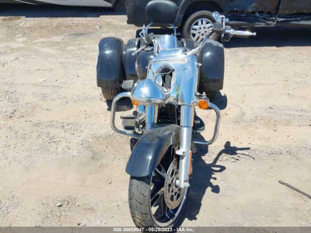 2017 HARLEY-DAVIDSON FLRT 1HD1MCC31HB859502 Photo 4