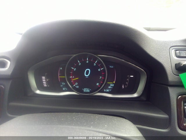 2015 Volvo XC70, VIN: YV4902NC7F1198923