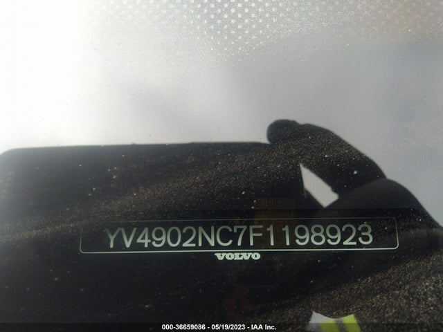 2015 Volvo XC70, VIN: YV4902NC7F1198923