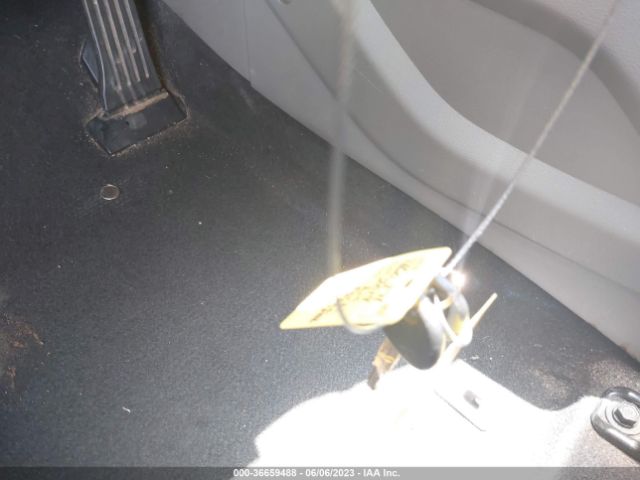 KNAFK4A68E5048836 KIA FORTE LX